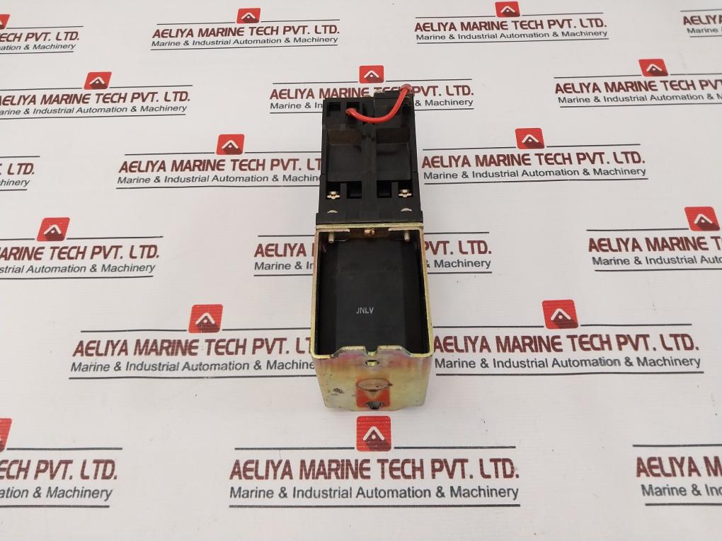 Allen-bradley 700Dc-p200Z1 Ser: A Dc Relay With Mechanical Latch Unit