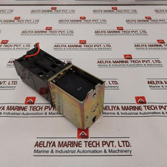 Allen-bradley 700Dc-p200Z1 Ser: A Dc Relay With Mechanical Latch Unit