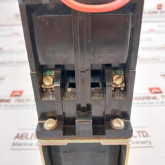 Allen-bradley 700Dc-p200Z1 Ser: A Dc Relay With Mechanical Latch Unit