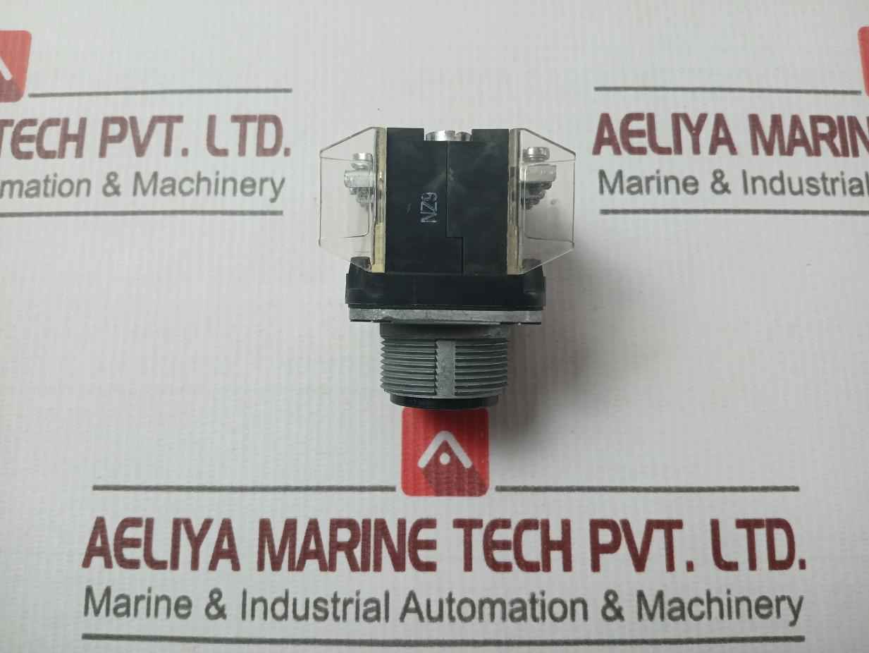 Allen-bradley 800T-a2A2 Push Button Flush Head Black 800Vac