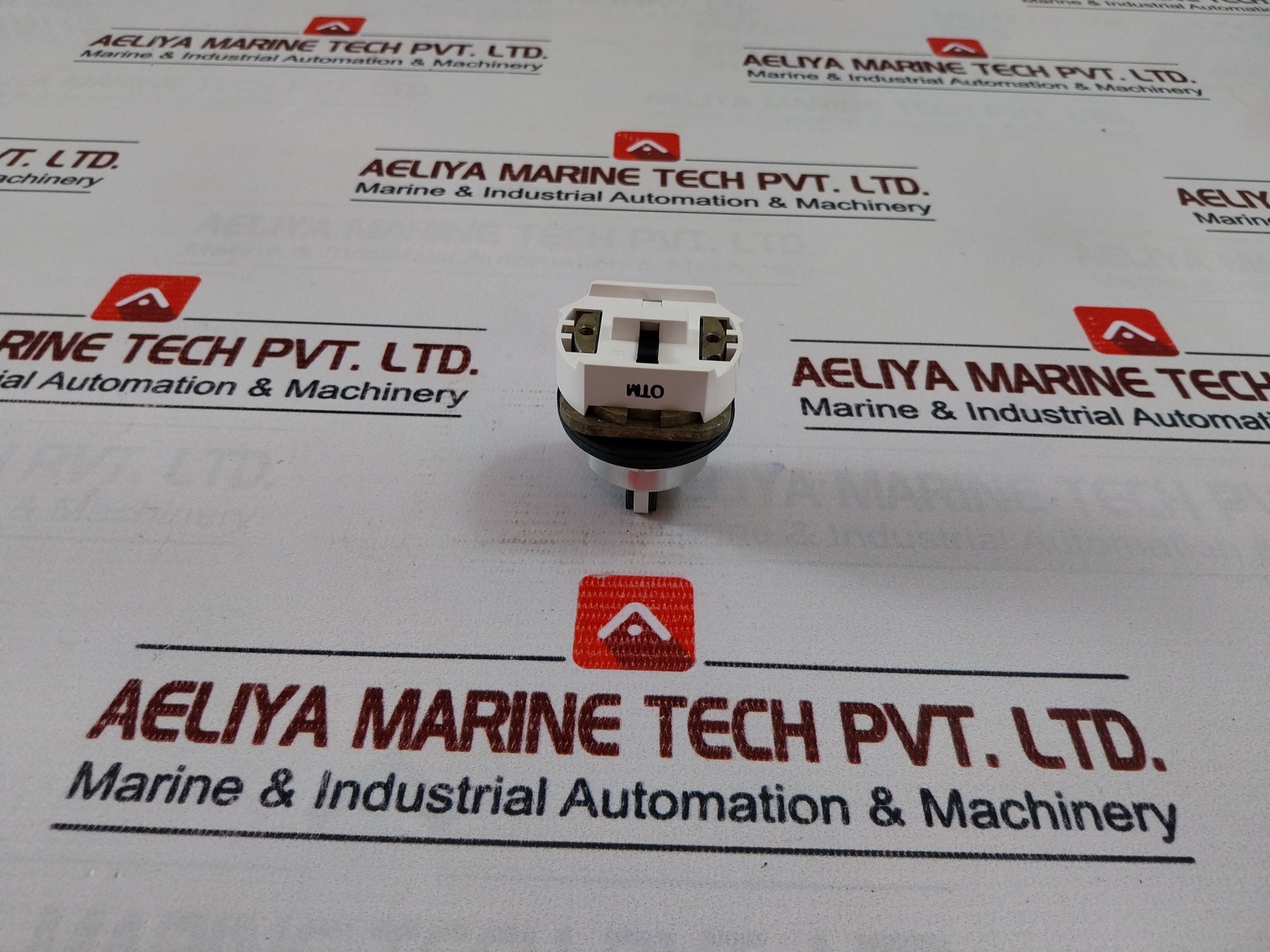 Allen-bradley 800T-j2A 3 Position Selector Switch