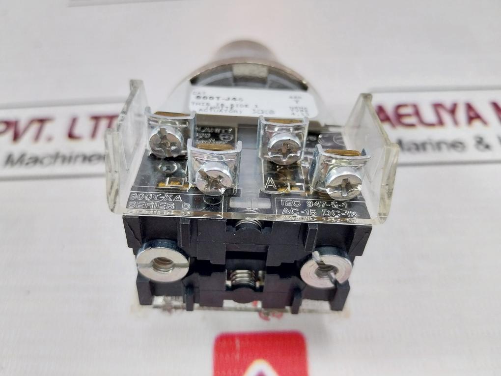 Allen-bradley 800T-j44 Selector Switch Key 1580196-026 D