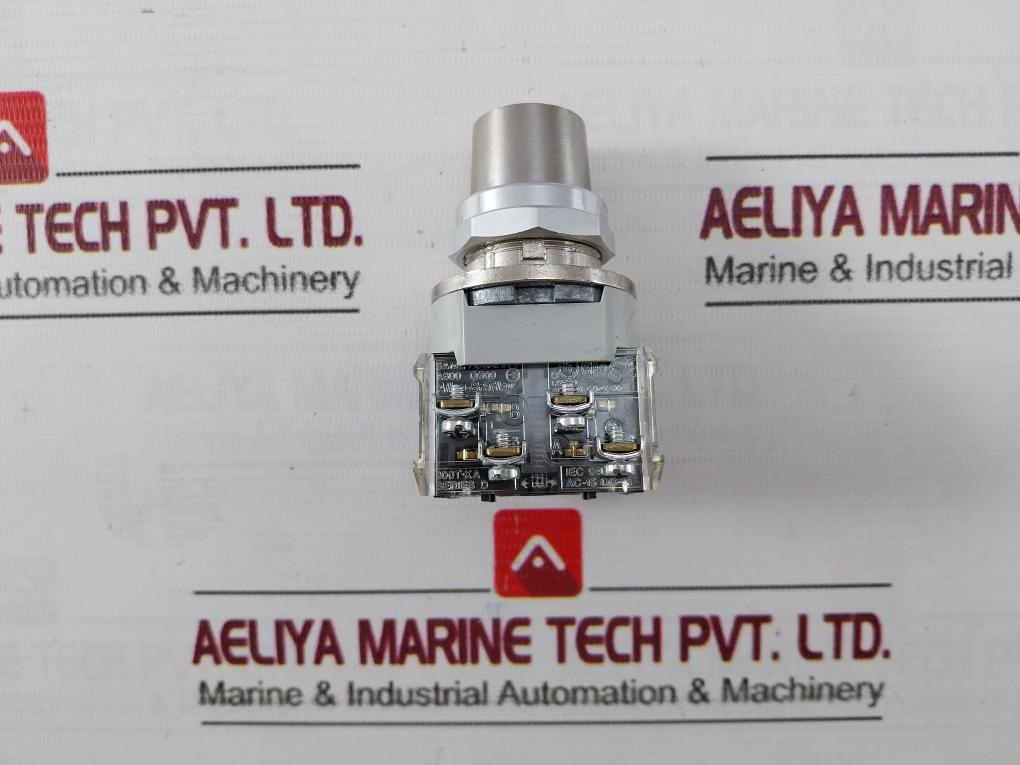Allen-bradley 800T-j44 Selector Switch Key 1580196-026 D