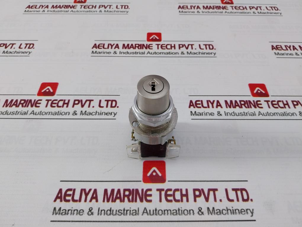 Allen-bradley 800T-j44 Selector Switch Key 1580196-026 D