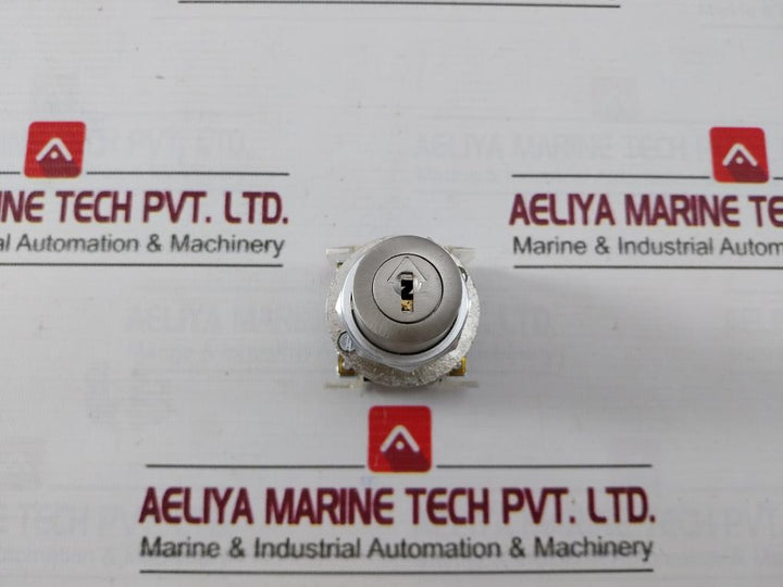 Allen-bradley 800T-j44 Selector Switch Key 1580196-026 D