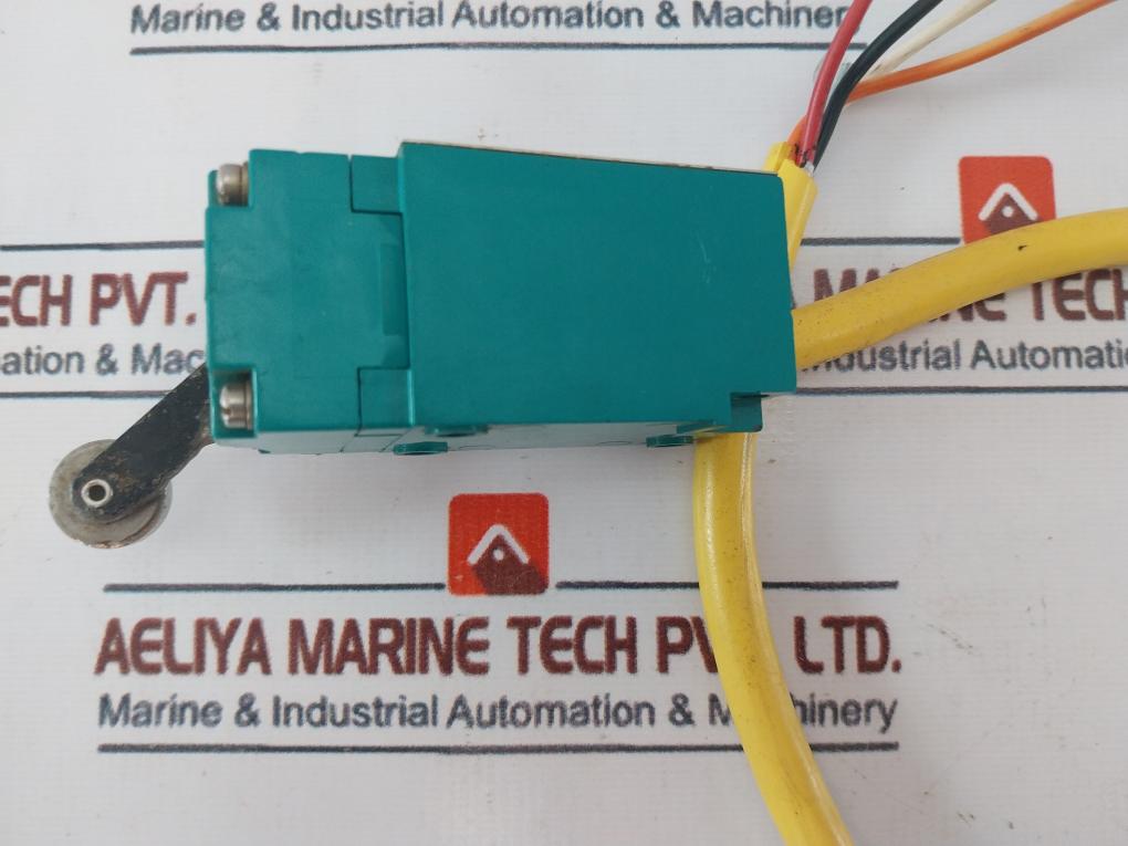 Allen-bradley 802Mc-ay5 Corrosion Resistant Limit Switch With Cable Ser F