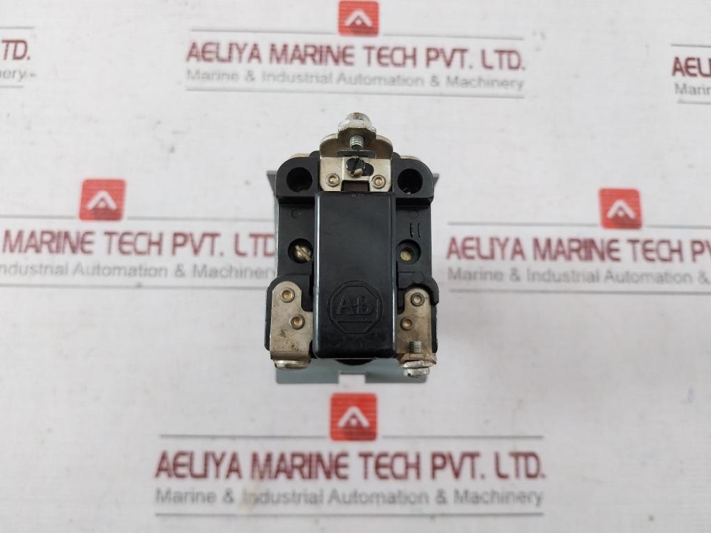 Allen-bradley 836-c4 Pressure Control 24-600V 125Va 125-250V 175Psi / 12.1 Bar