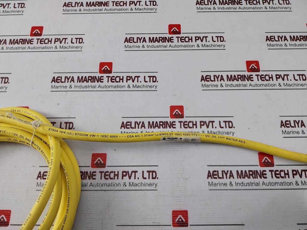 Allen-bradley 889N-f4Afc-12F 4 Pin Mini Straight 600V