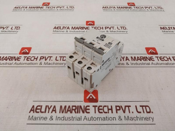 Allen-bradley G020 Circuit Breaker 1492-acb Ser:B Ac420V, Ac300V 25A