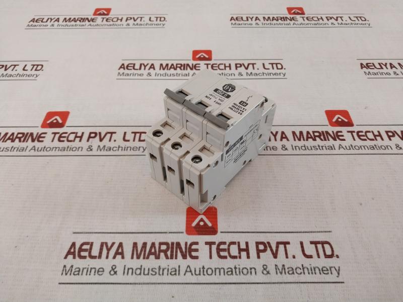 Allen-bradley G250 Circuit Breaker 1492-acb Ser:B 6A 277Vac 25A Ac420V, Ac300V