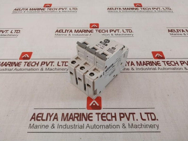 Allen-bradley G250 Circuit Breaker 1492-acb Ser:B 6A 277Vac 25A Ac420V, Ac300V