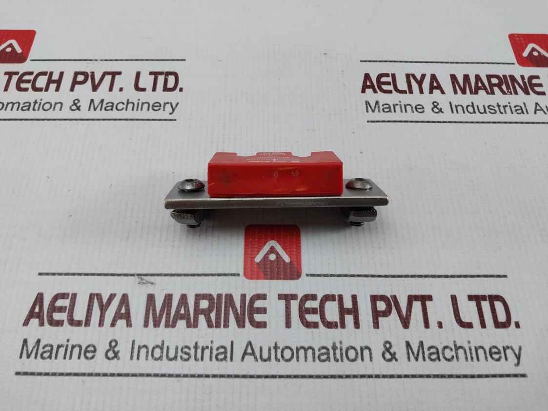 Allen-bradley Pg-3644188-r00 Guardmaster Actuator With Safety Interlock Switch