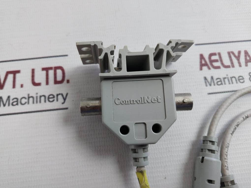 Allen-bradley Y228 Controlnet Tap Connector Cable