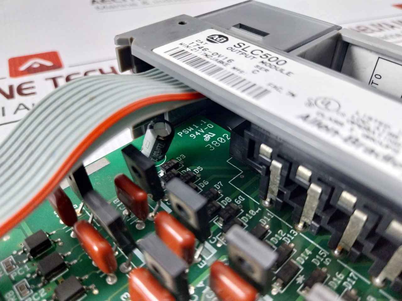 Allen Bradley 1746-ov16 Output Module 3802