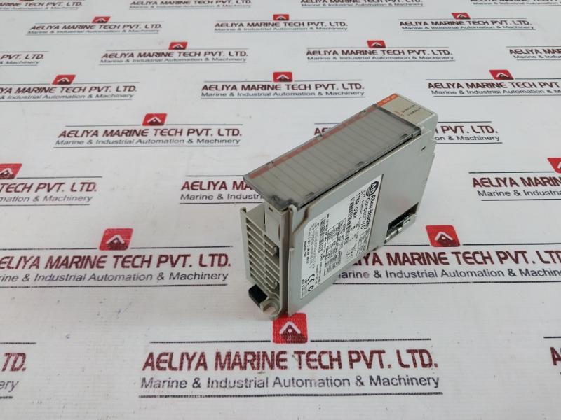 Allen Bradley 1769-ow8 Compact I/O Ab Ac/Dc Relay Output Module