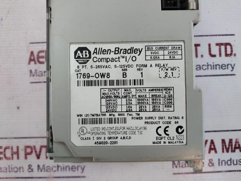 Allen Bradley 1769-ow8 Compact I/O Ab Ac/Dc Relay Output Module