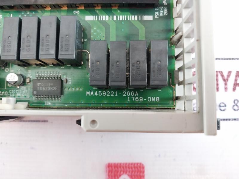 Allen Bradley 1769-ow8 Compact I/O Ab Ac/Dc Relay Output Module