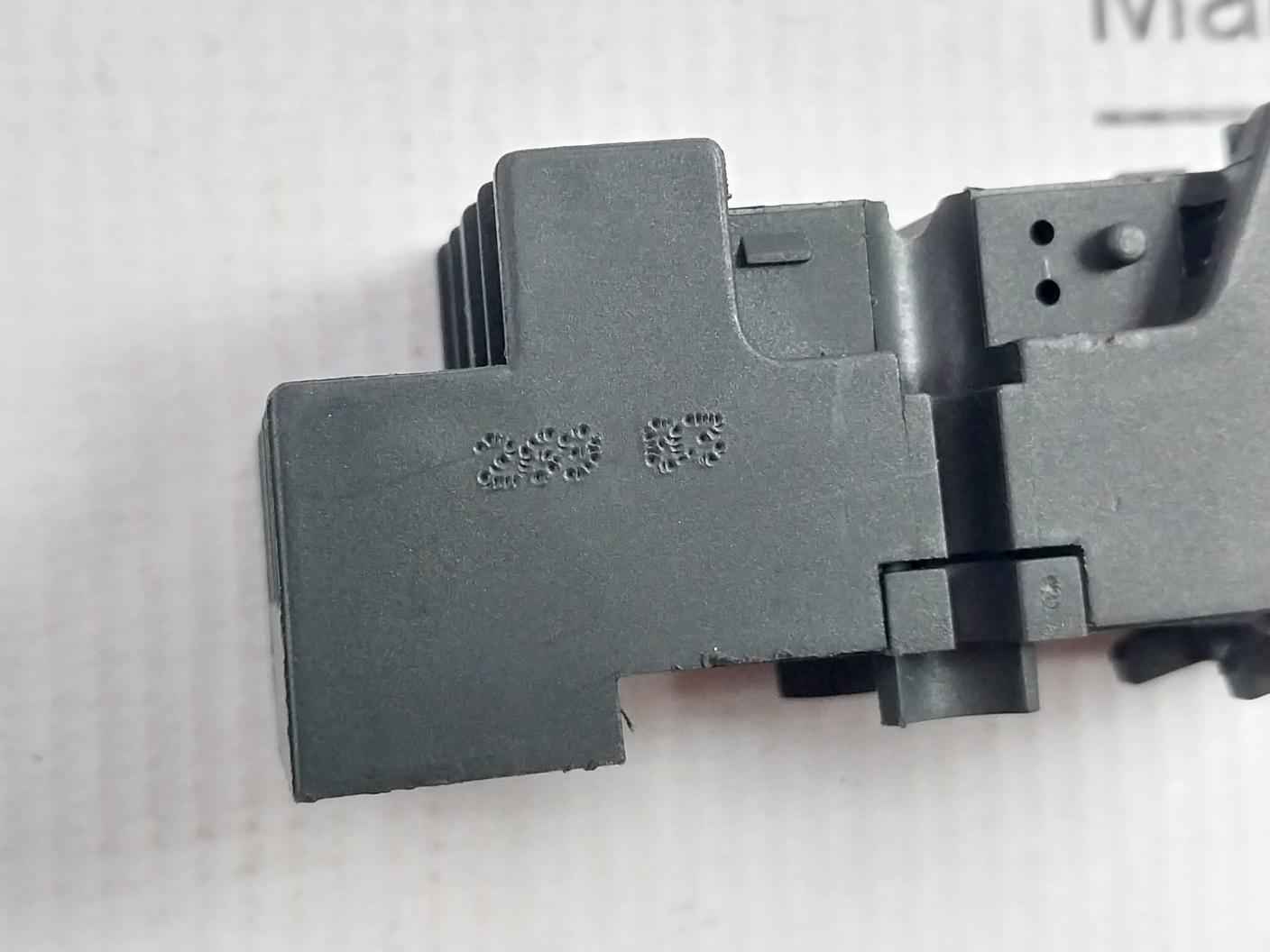 Allen Bradley 700-hn 103 Relay Base Socket 10A 300Vac