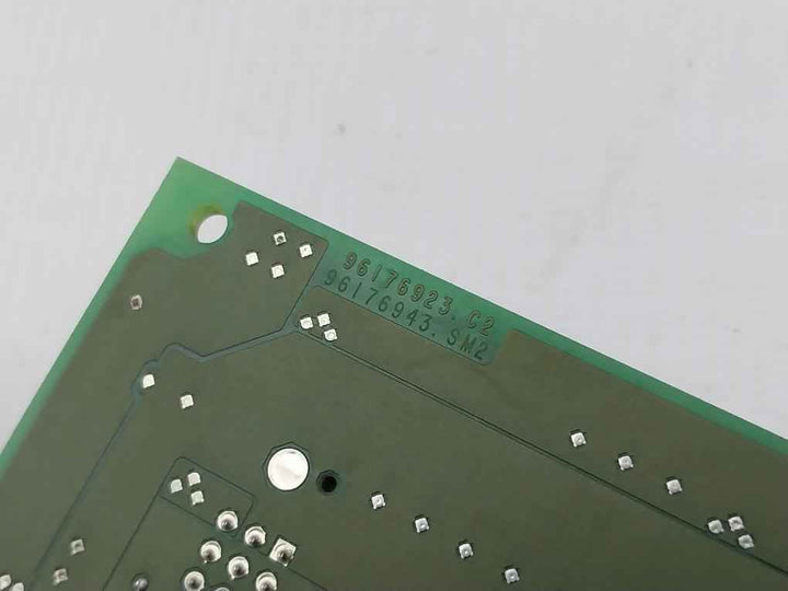 Allen Bradley X1746-a4 4-slot Expansion Backplane Board 96176943 Sm2