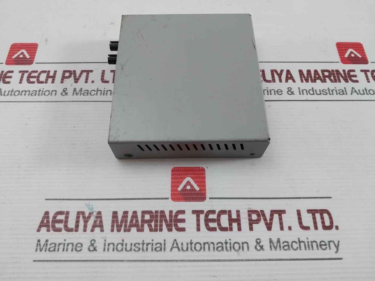 Allied Telesis 12Vdc Fast Ethernet Media Converter 0.5A At-mc101Xl