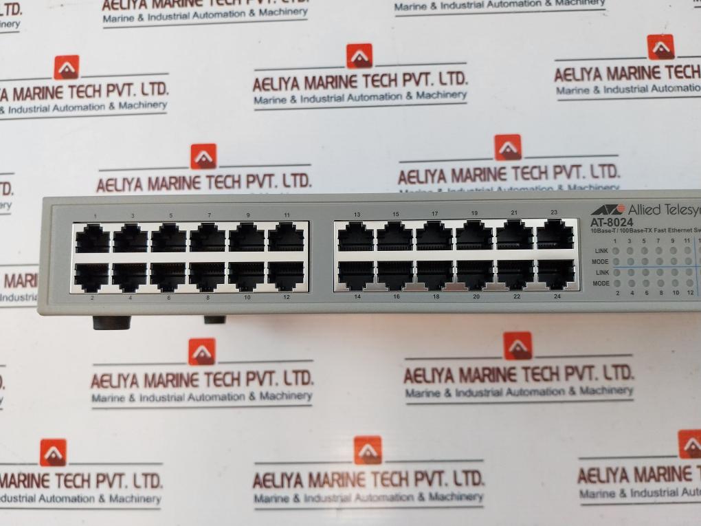 Allied Telesyn At-8024 Fast Ethernet Switch Set 100-240Vac~ 50/60Hz 2A