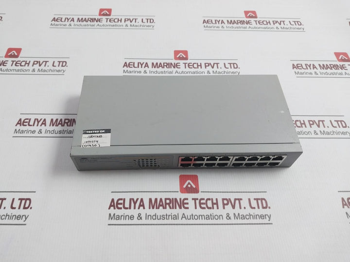 Allied Telesyn At-fs716L 16 Port Fast Ethernet Switch 100-240Vac 50/60Hz 0.4A
