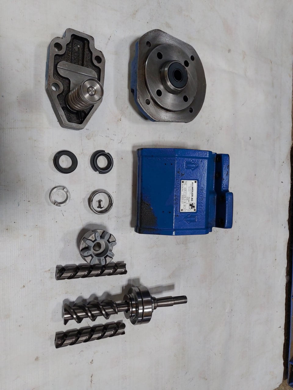 Allweiler Tre 40R37U18.3-v-w202 Pump 220-240/380-420V 50Hz 2.2Kw