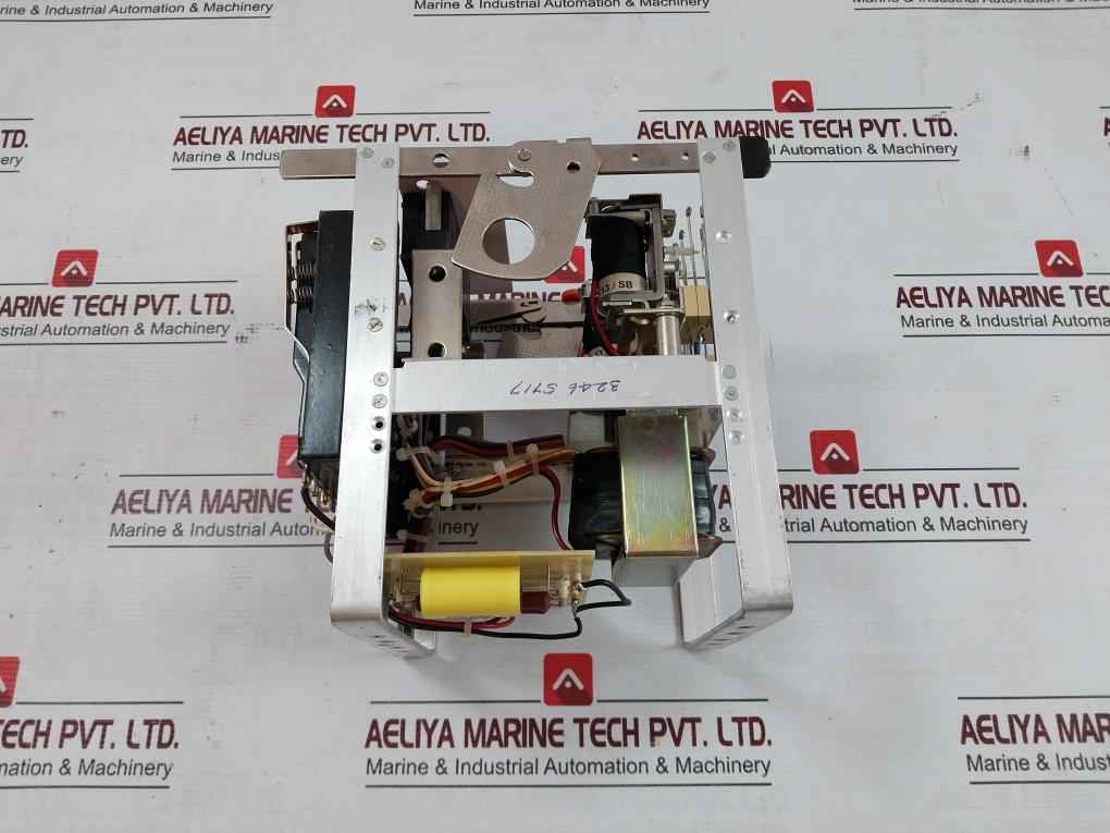 Alstom Vagm22Af171G Instantaneous Under Voltage Relay 110 Ac 50Hz Mzg 0072-003A