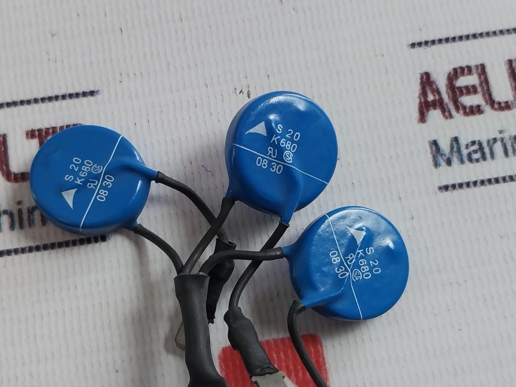 Amcap Varistor S20K680