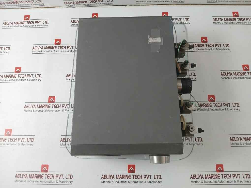Amersham Biosciences P-900 Laboratory Pump 0-1v 50-60hz 400va