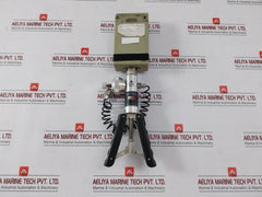 Ametek Marine Pressure Calibrator 15 Bar/200 Psi