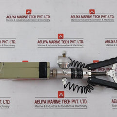 Ametek Marine Pressure Calibrator 15 Bar/200 Psi