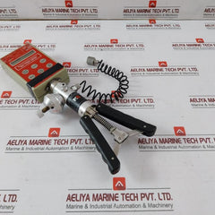 Ametek Marine Pressure Calibrator 15 Bar/200 Psi