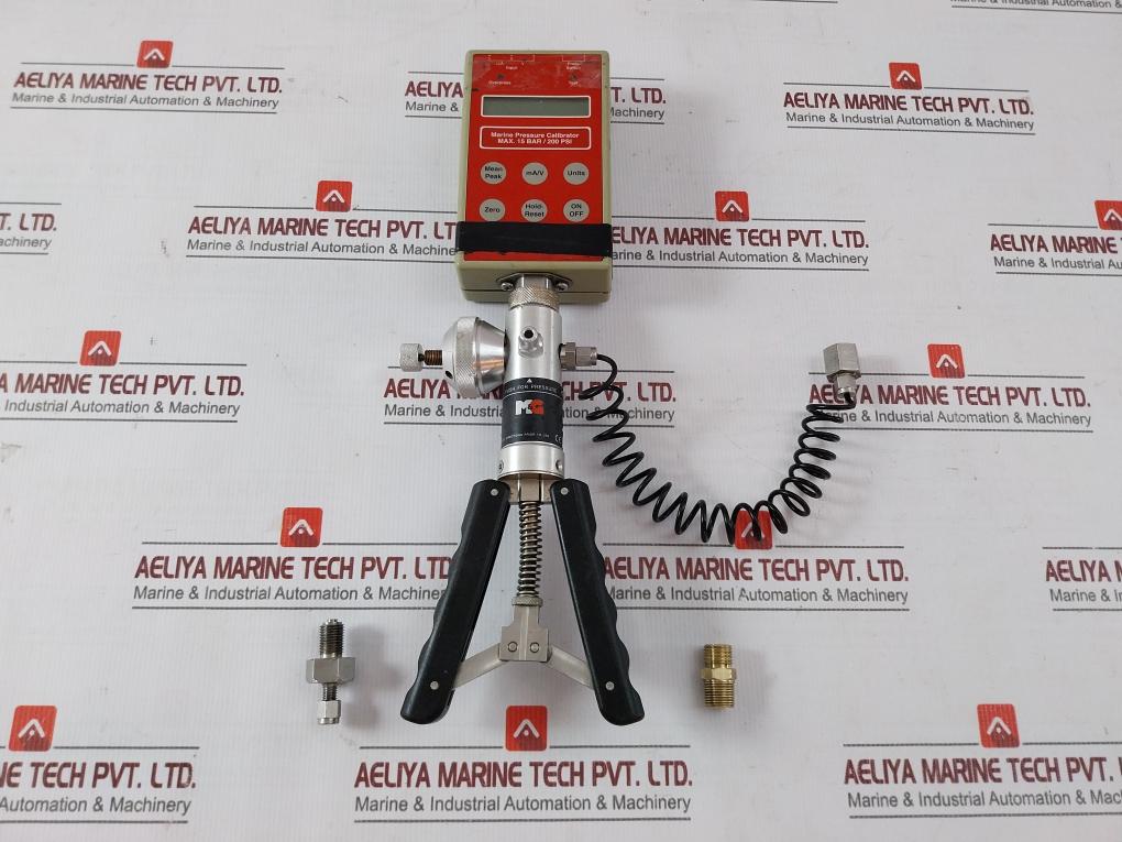 Ametek Marine Pressure Calibrator 15 Bar/200 Psi