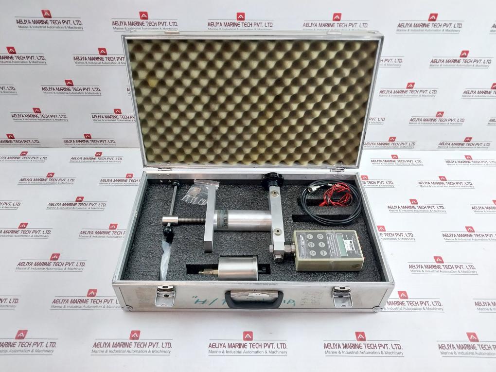 Ametek Precision Pressure Calibrator Kit 350 Bar/5000 Psi 369717