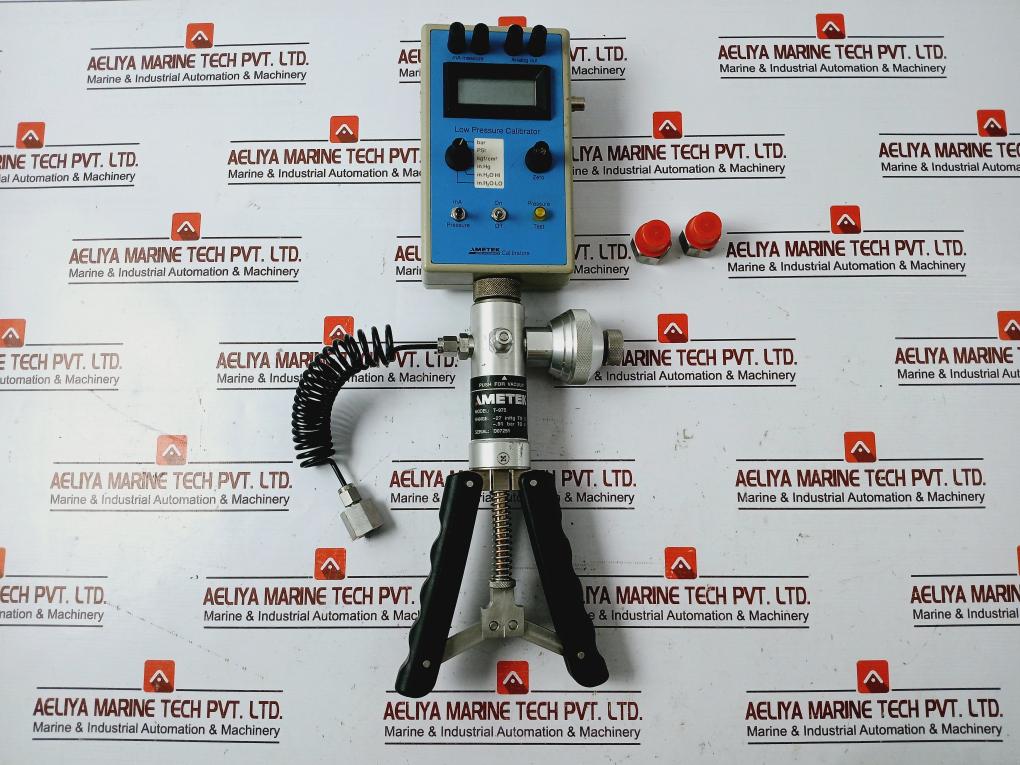 Ametek T-975 Pneumatic Pressure Pump W/ Lpc 10 A Iv Digital Gauge Set