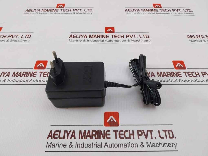 Amigo Am-7. 1A Ac-dc Adapter 1A 50Hz 230V