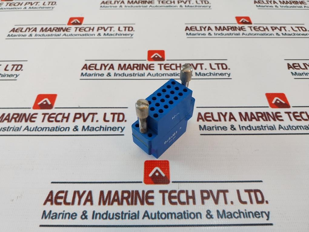 Amp 925061-3 Connector