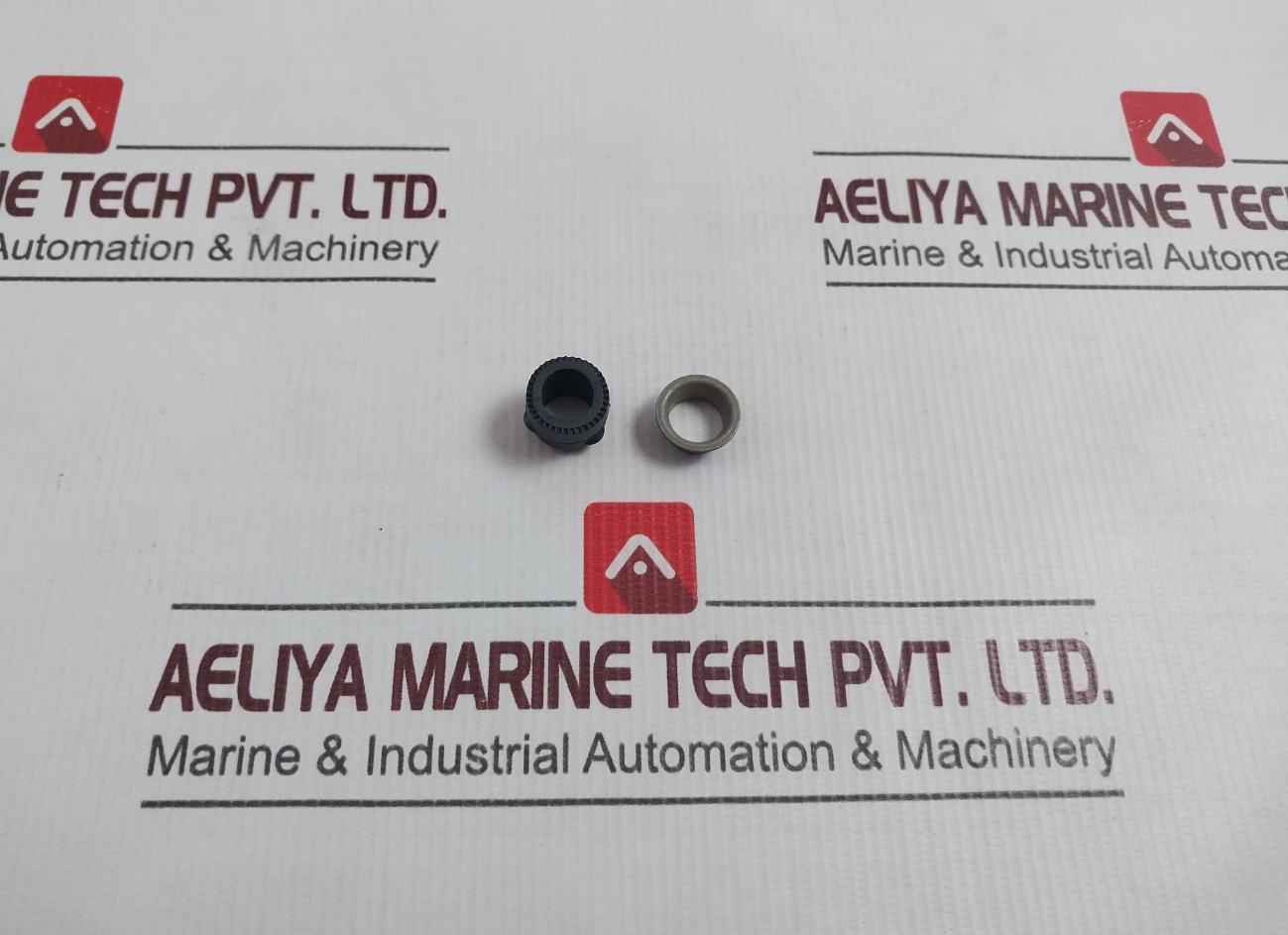 Amphenol 10-035911-143 Circular Mil Spec Strain Reliefs & Adapter