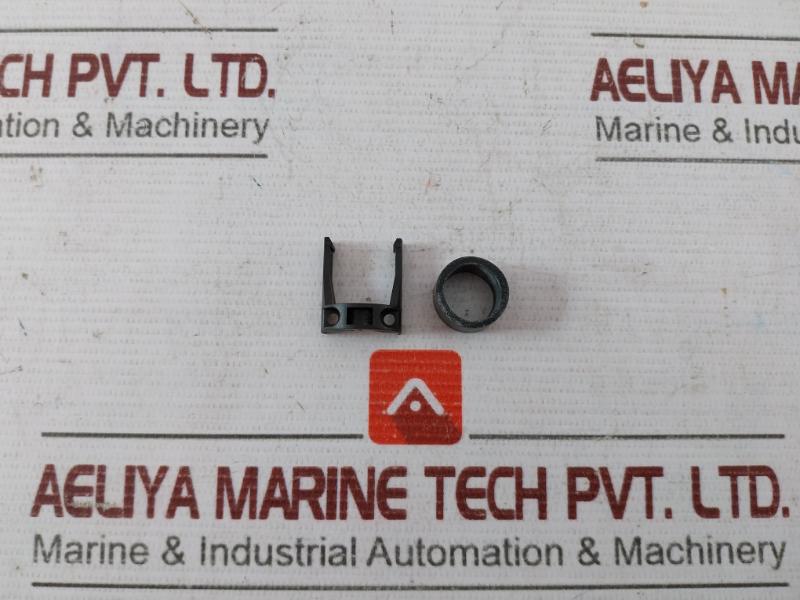 Amphenol 100109-930 Female Cable Connector 3+Pe Set C016 20D003 110 12 20Hz