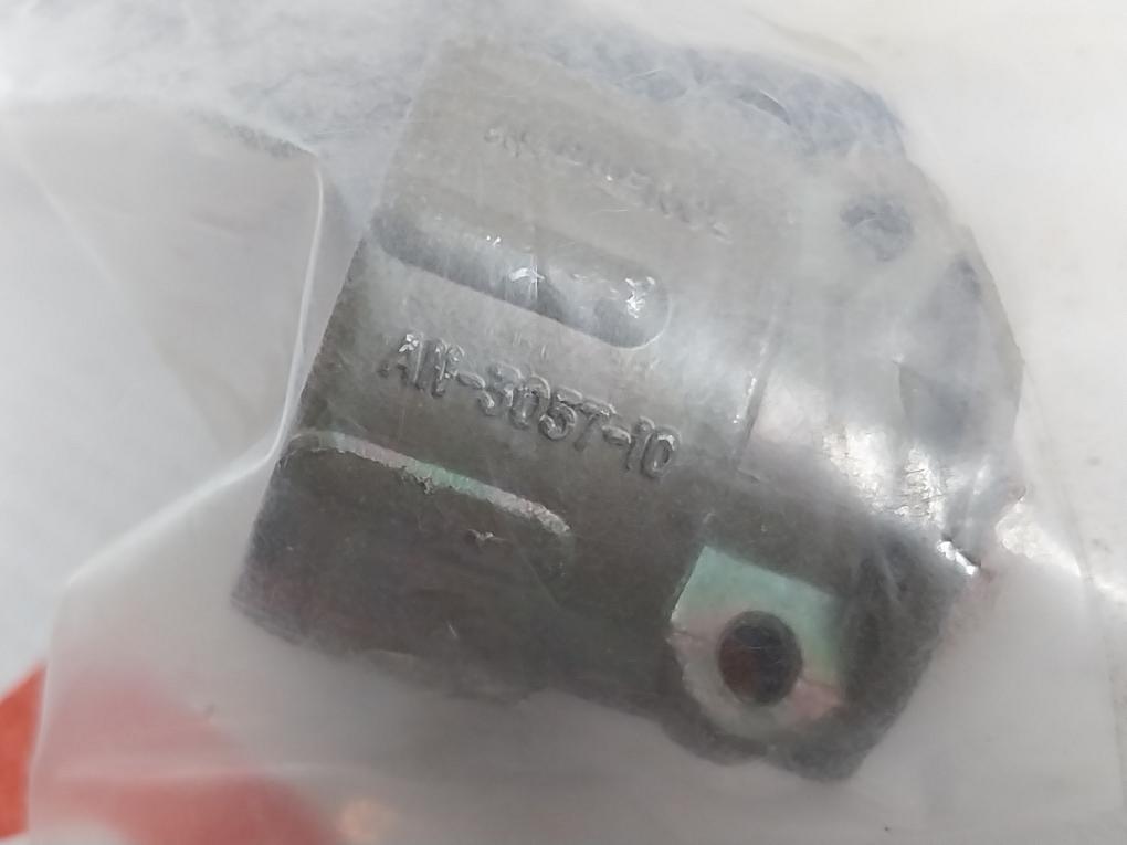 Amphenol 97-3057-10 Cable Clamp Kit