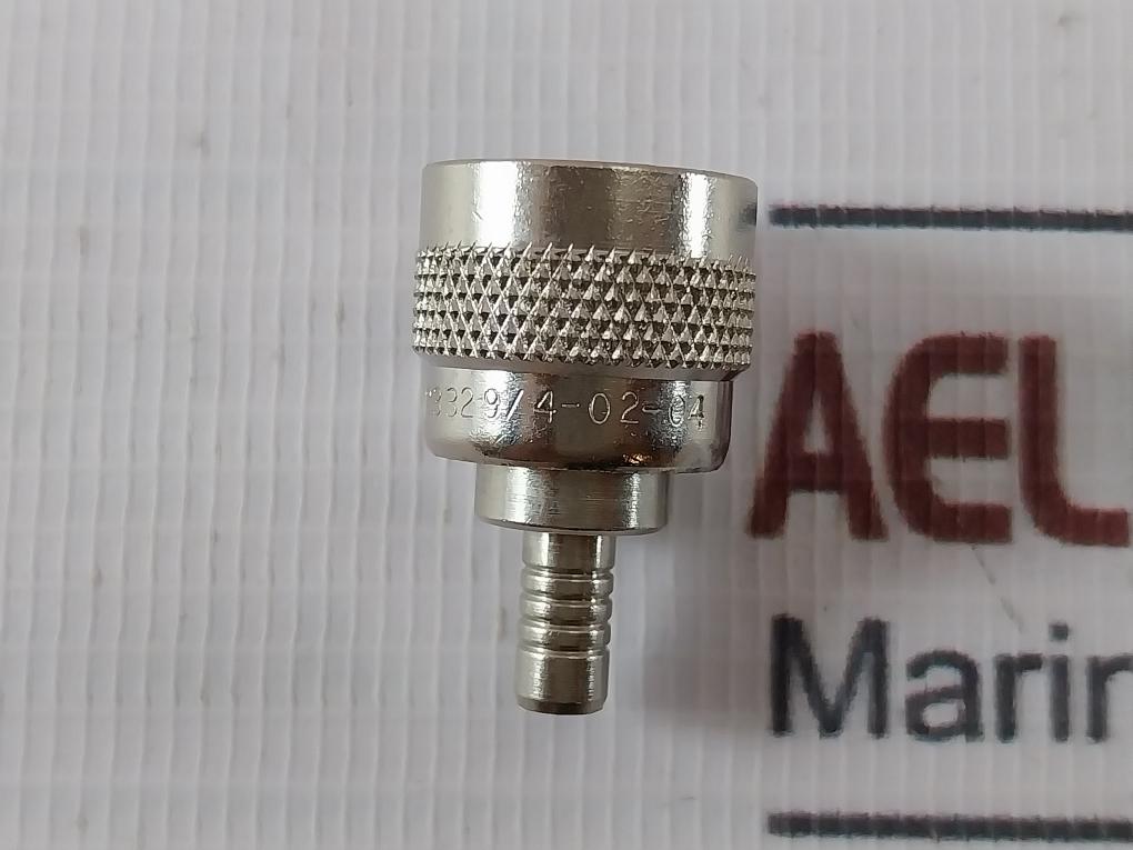 Amphenol M23329/4-02-04 Connector Coaxial Plug 999-225B 31-2372-1000