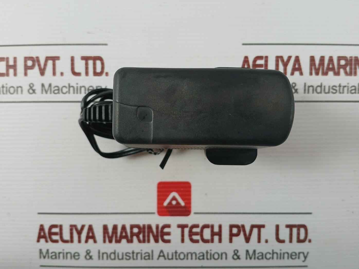 Ams3-0502500Fb I.T.E. Power Supply Adapter 5V 2.5A Brand D-link