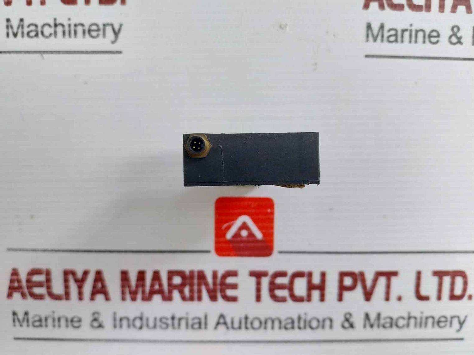 Ams4711 Miniaturized Pressure Transmitter Analog Microelectronics 24V