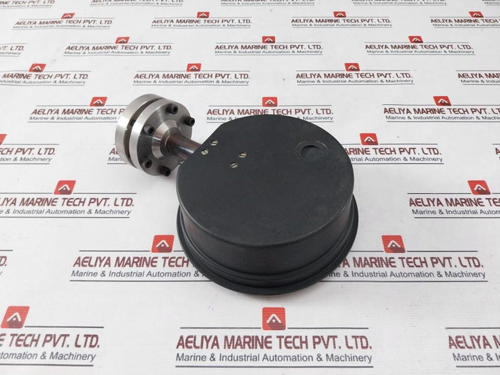 An Instruments -760-0 Mm.Hg Vacuum Gauge
