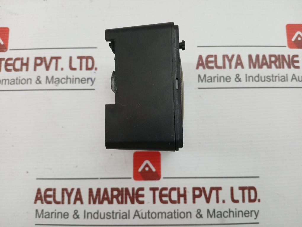 Analogue Time Switch 16026 Brand Flash 110Vac-50/60 Hz