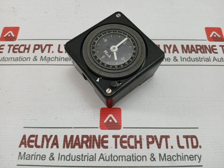 Analogue Time Switch 16026 Brand Flash 110Vac-50/60 Hz