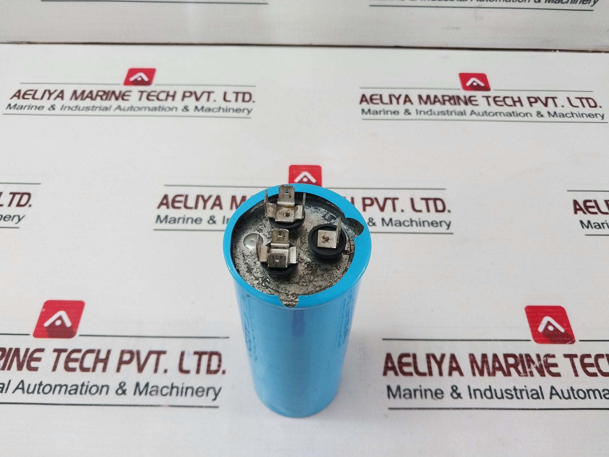 Anhui Tongfeng Cbb65B Capacitor 450V Ac