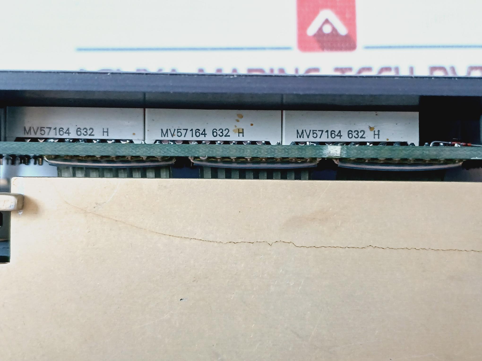 Anschutz Dhi-46-30G/89 Data Repeater 24V Dc/Ac 133-809 Ng001