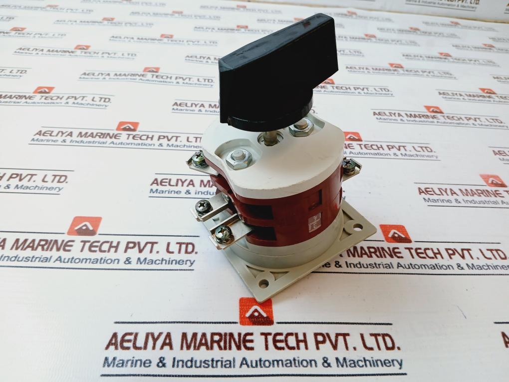 Apator 4G40-769-eu Cam Switch 690V 50Hz